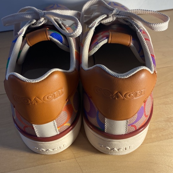 New coach sneakers - Picture 3 of 5